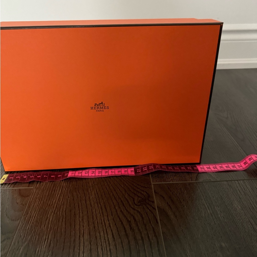 COPY - Hermès Orange Box